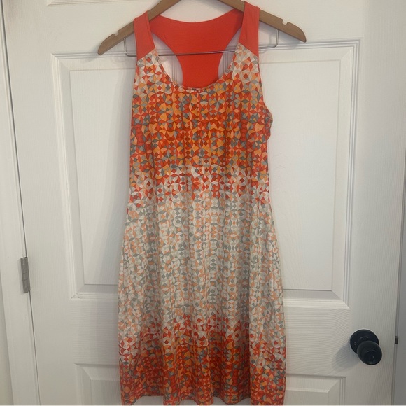 Columbia Dresses & Skirts - Columbia Orange and Red Backless Dress